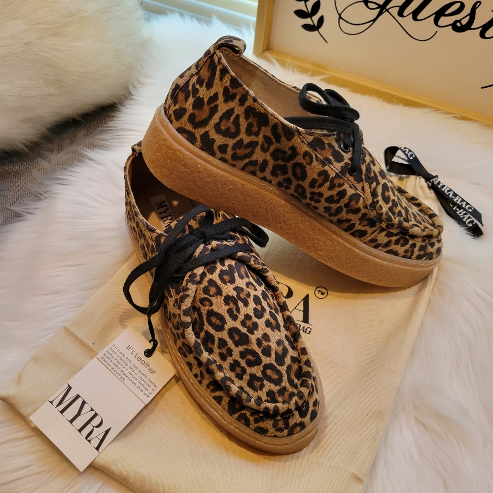 NWT Myra Haddy Animal Print Sneakers